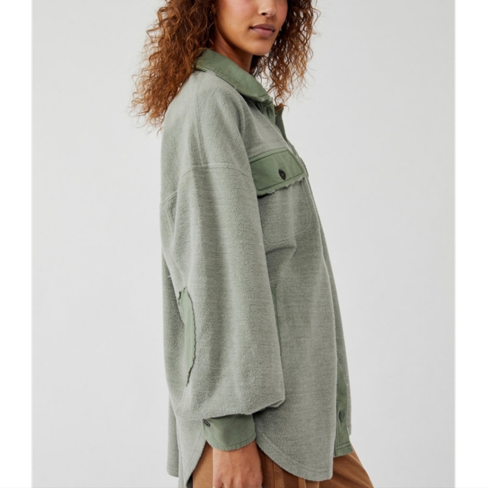 FREE PEOPLE Ruby Soft Oversized Shacket Jacket in Jaded - Picture 2 of 7